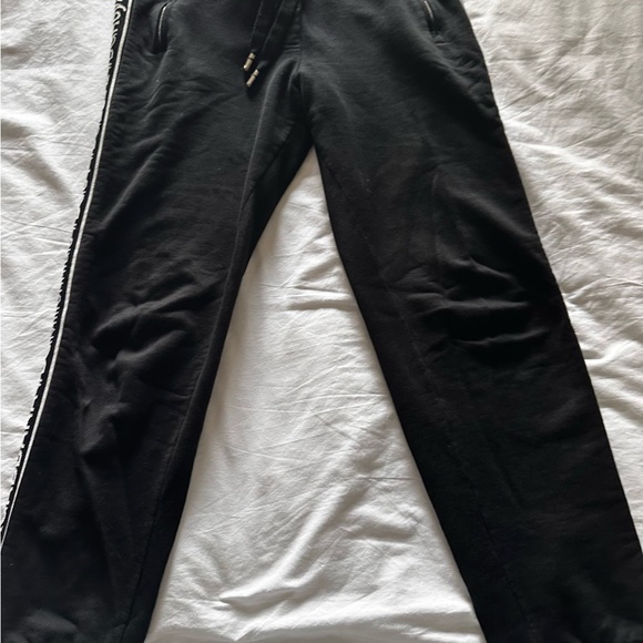 Dolce and Gabbana black Sweatpants sz 36 IT or sz 0 US - Picture 2 of 11